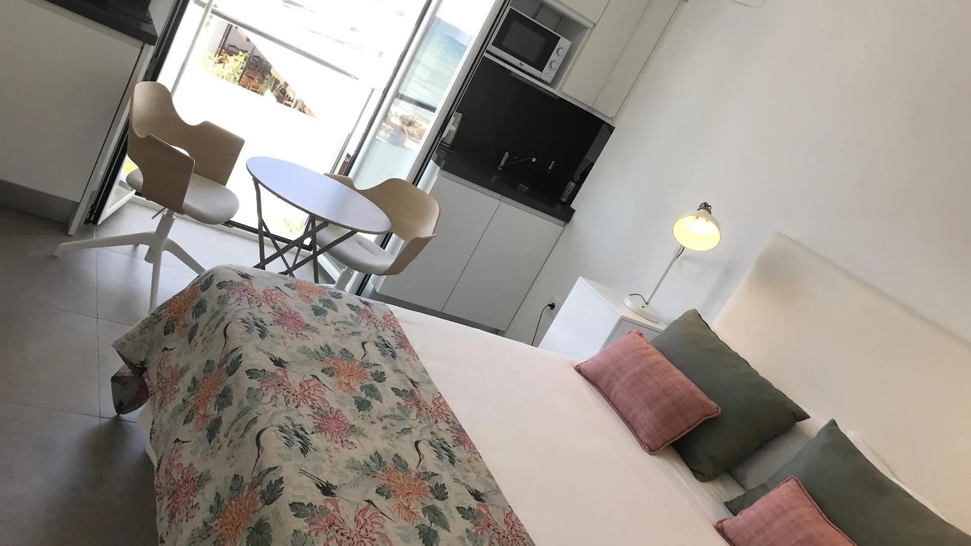 Apartments-Oilan11 - Estudios En Primera Linea De Playa Pedregalejo Μάλαγα 0*,  Ισπανία